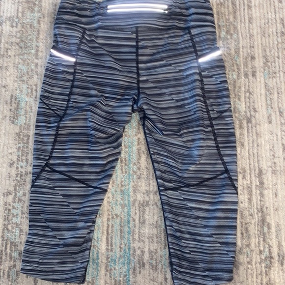 Athleta Mix Match Dobby Be Free Knicker Legging - Picture 3 of 10